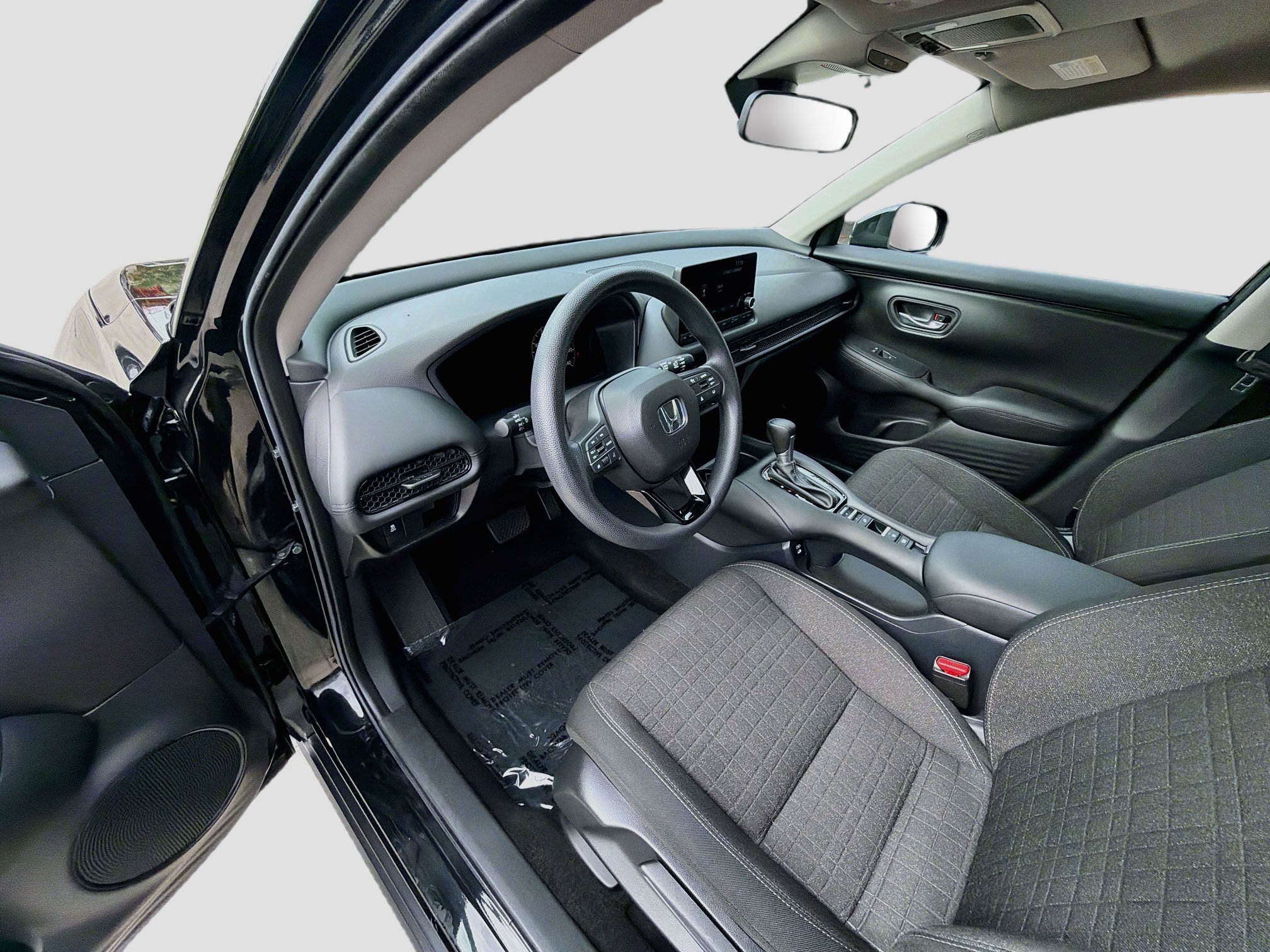 Used 2025 Honda HR-V LX image 9