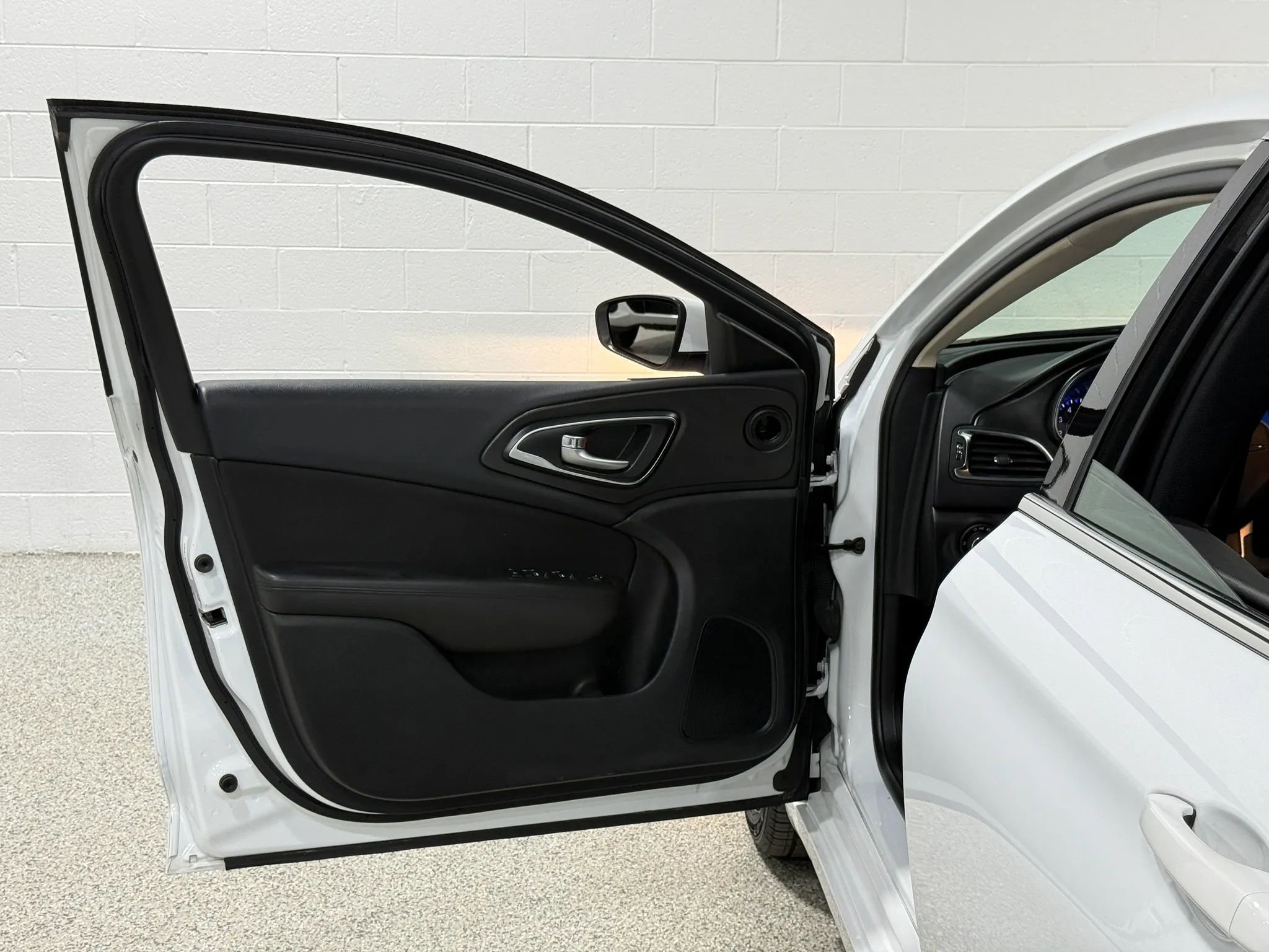 Used 2017 Chrysler 200 LX FWD image 11