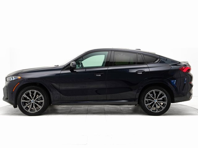 Used 2025 BMW X6 xDrive40i w/ Climate Comfort Package image 2