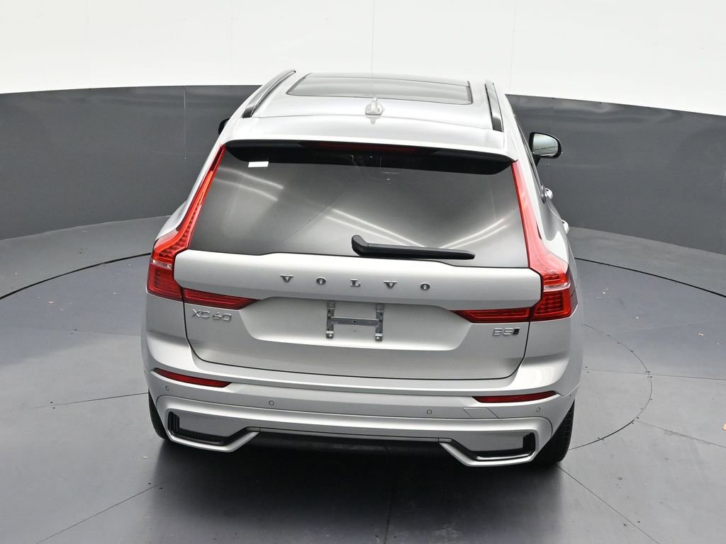 Used 2024 Volvo XC60 B5 Plus w/ Climate Package AWD/4WD image 24