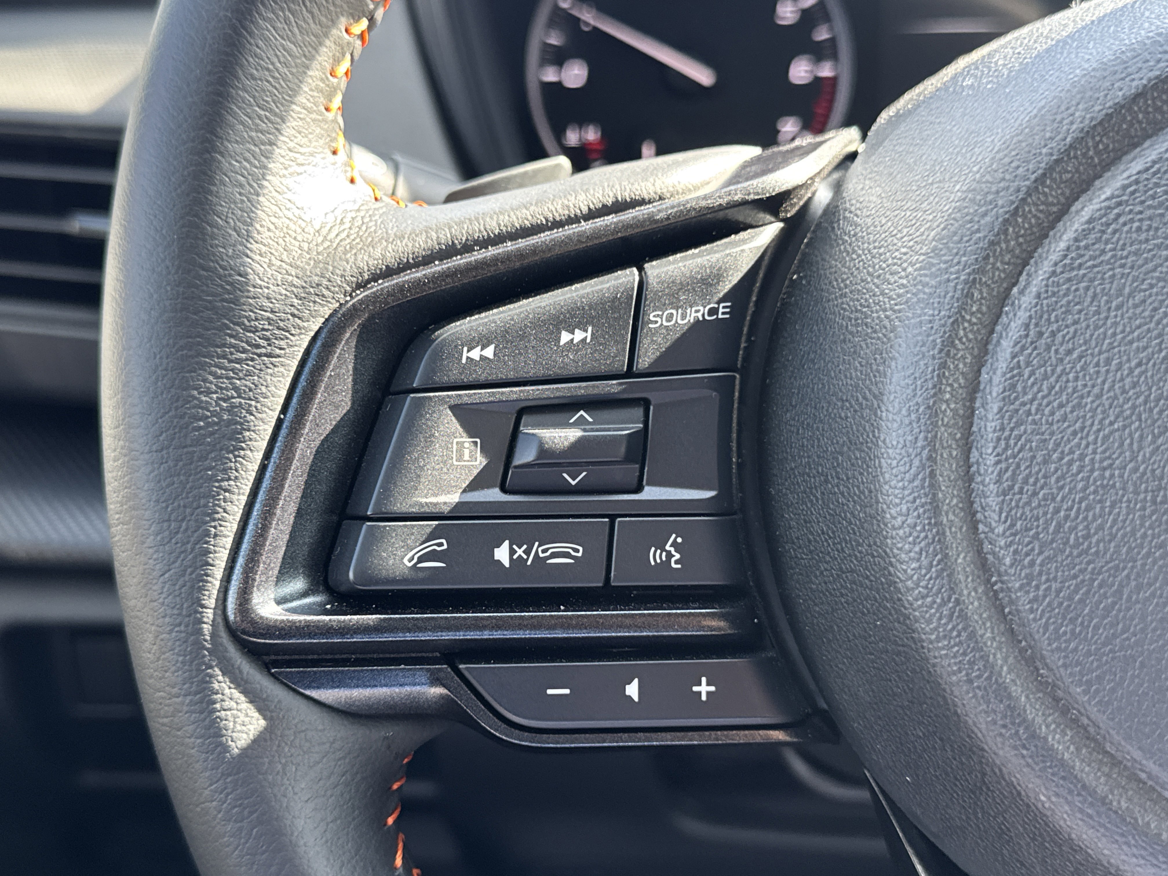 Certified 2025 Subaru Crosstrek 2.5i Limited w/ Crosstrek Mirror Package image 14