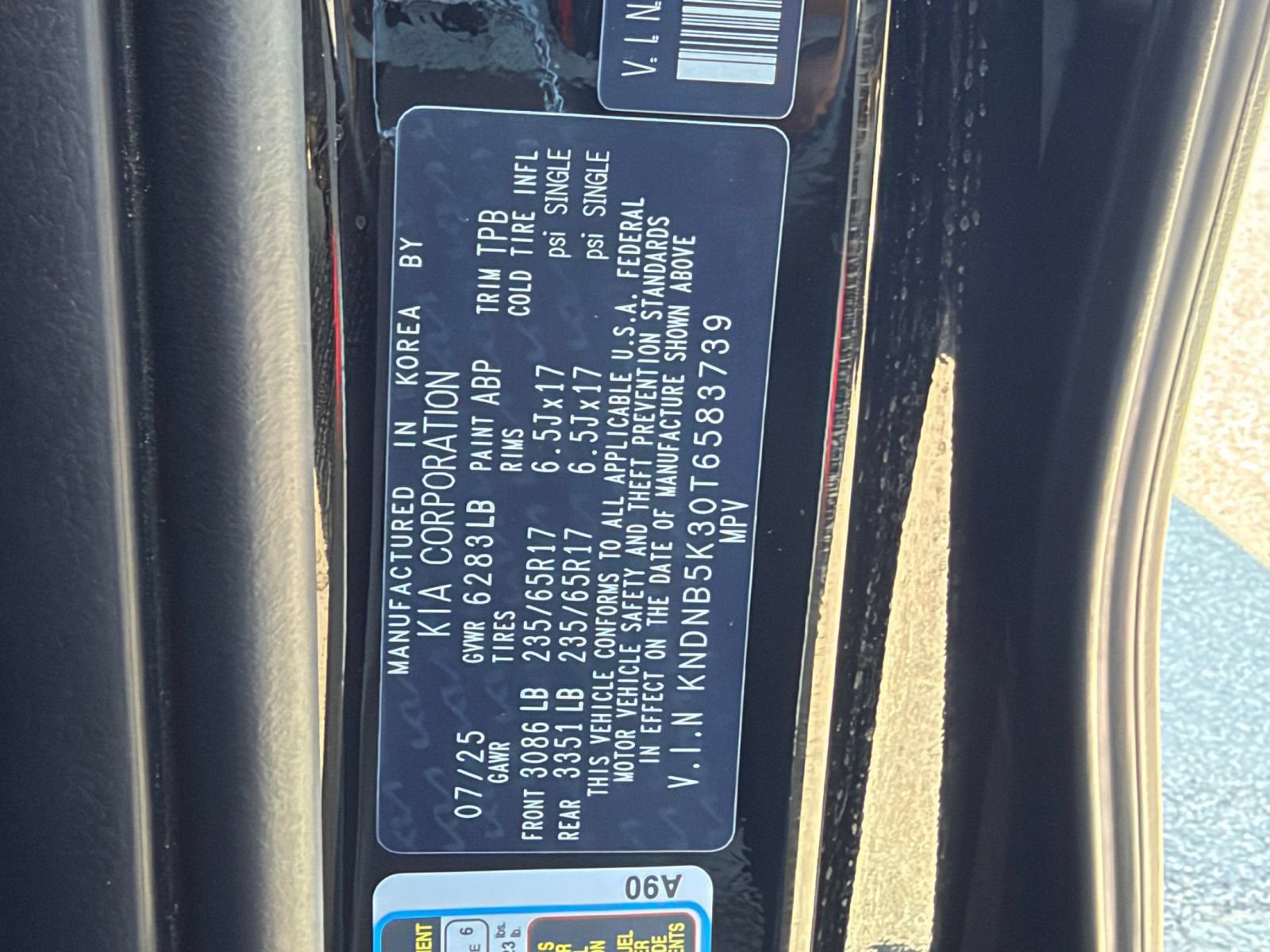 Used 2026 Kia Carnival FWD image 24