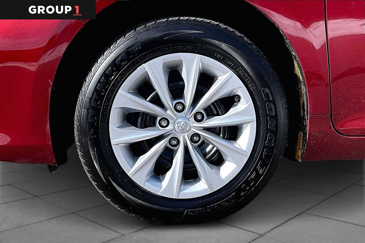 Used 2017 Toyota Camry LE image 11