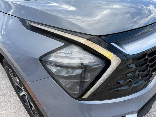 Used 2023 Kia Sportage EX FWD image 9