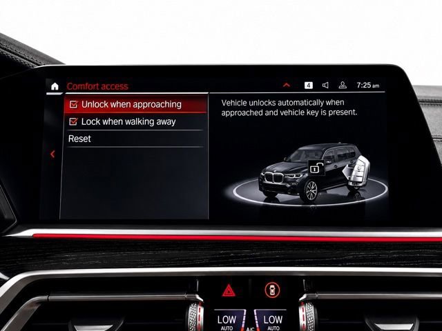 Used 2022 BMW X7 xDrive40i w/ M Sport Package AWD/4WD image 36
