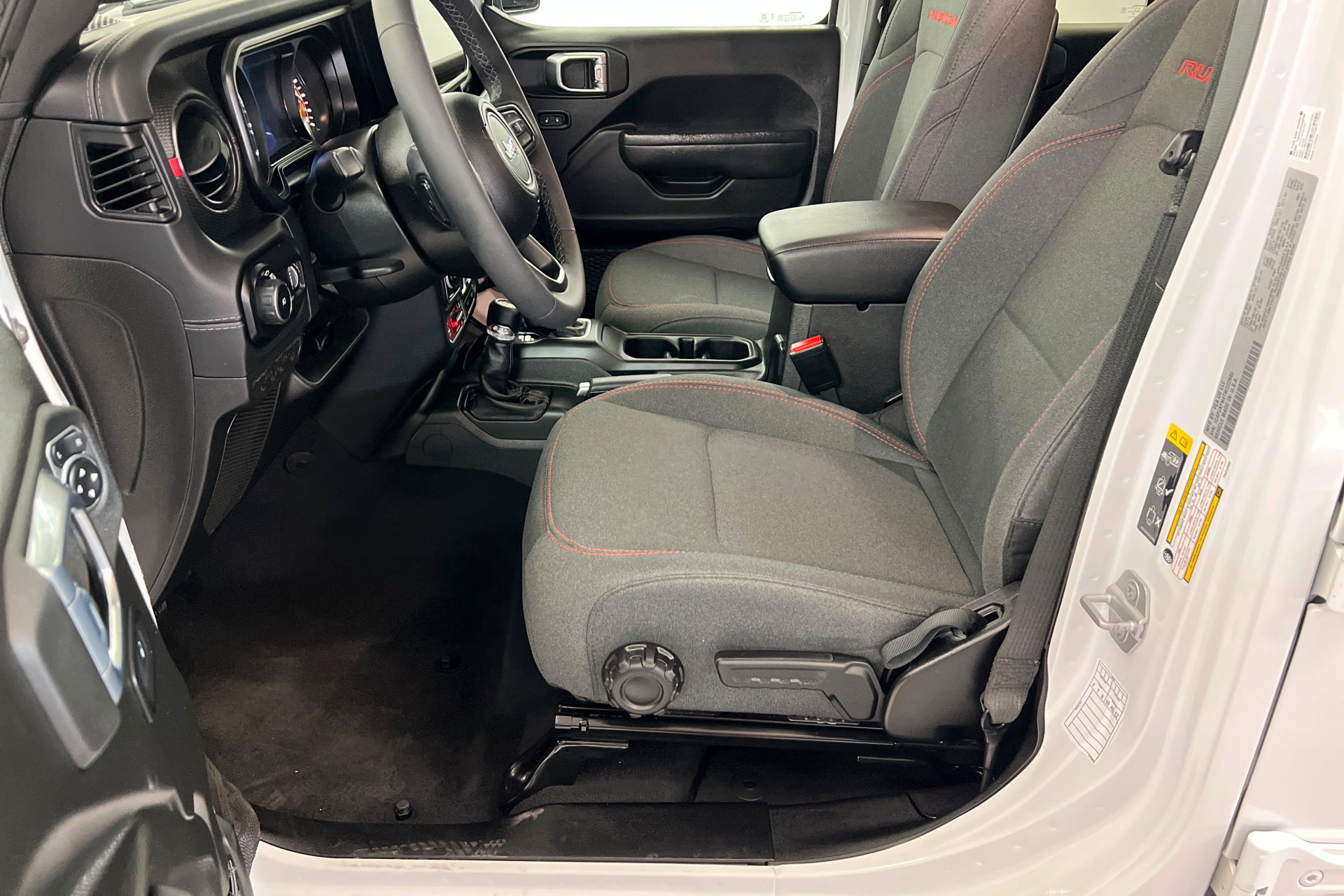 Used 2026 Jeep Wrangler Unlimited Rubicon AWD/4WD image 18