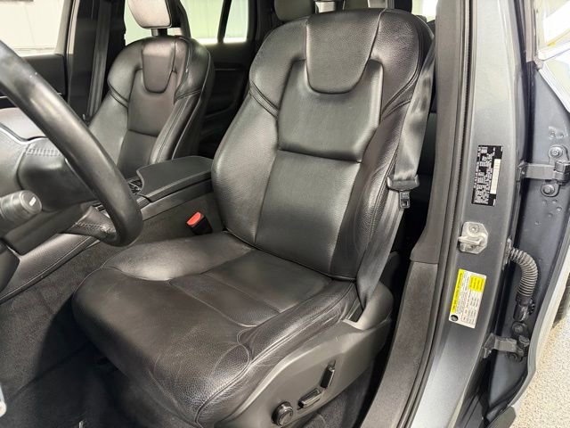 Used 2018 Volvo XC90 T6 Momentum w/ Convenience Package image 22
