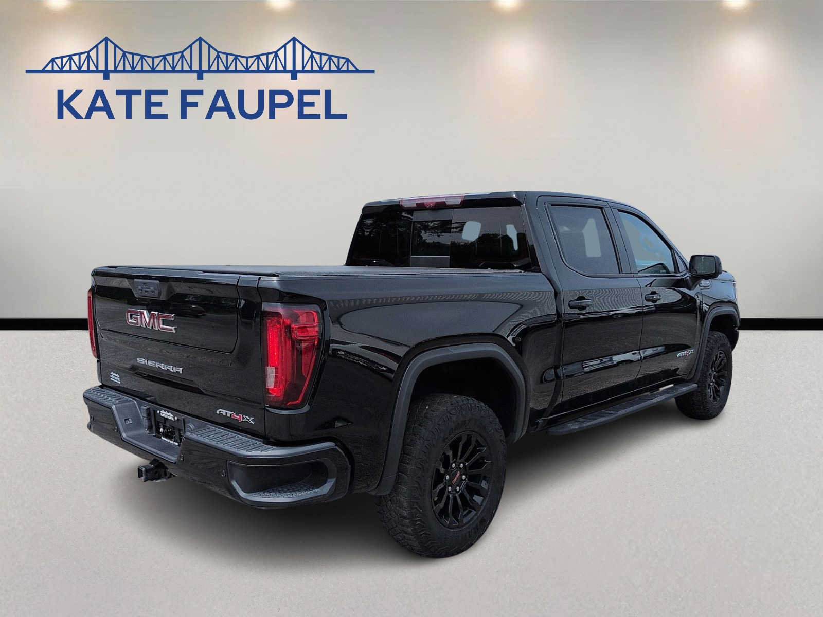 Used 2023 GMC Sierra 1500 AT4X AWD/4WD image 7