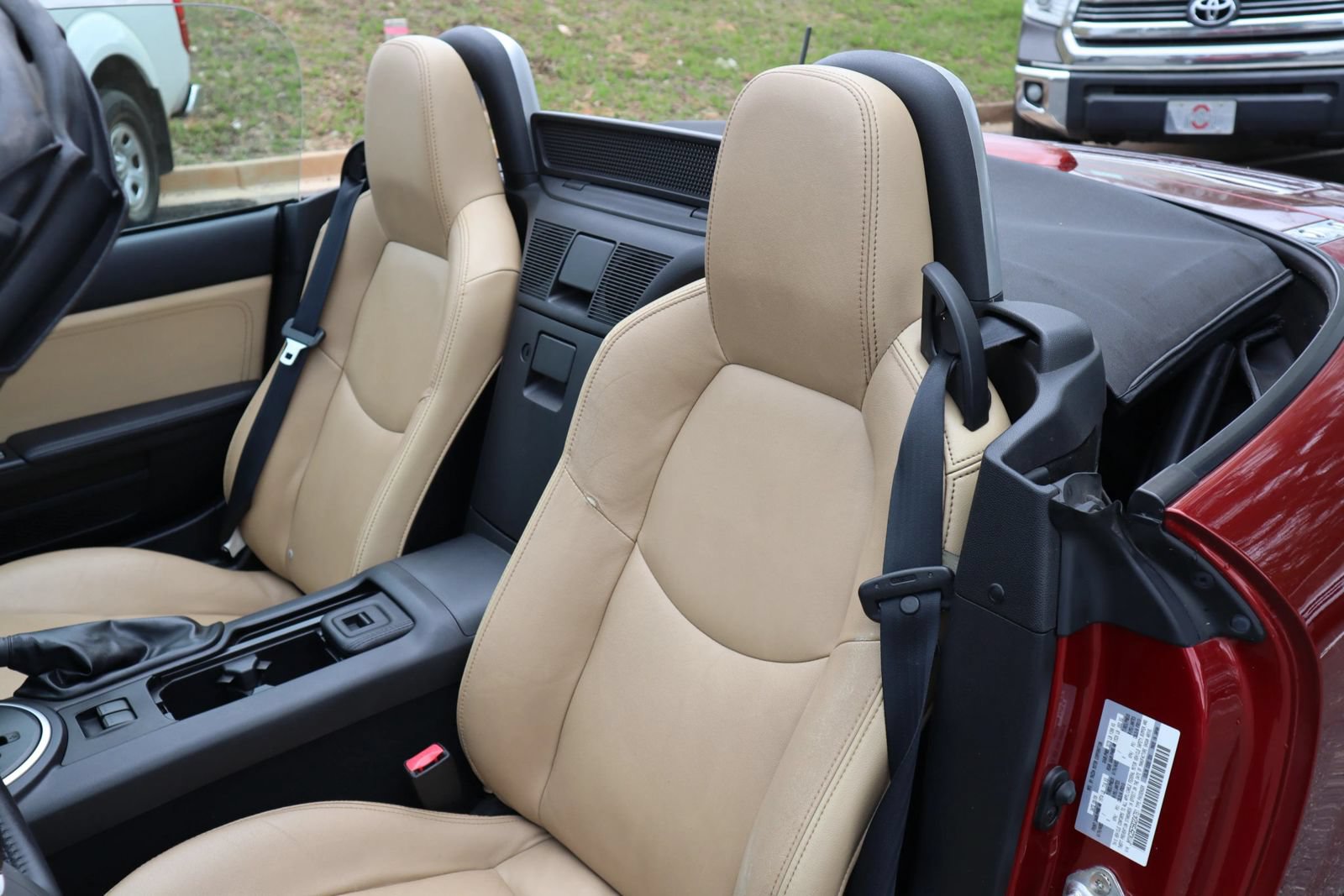 Used 2009 MAZDA MX-5 Miata Grand Touring RWD image 11