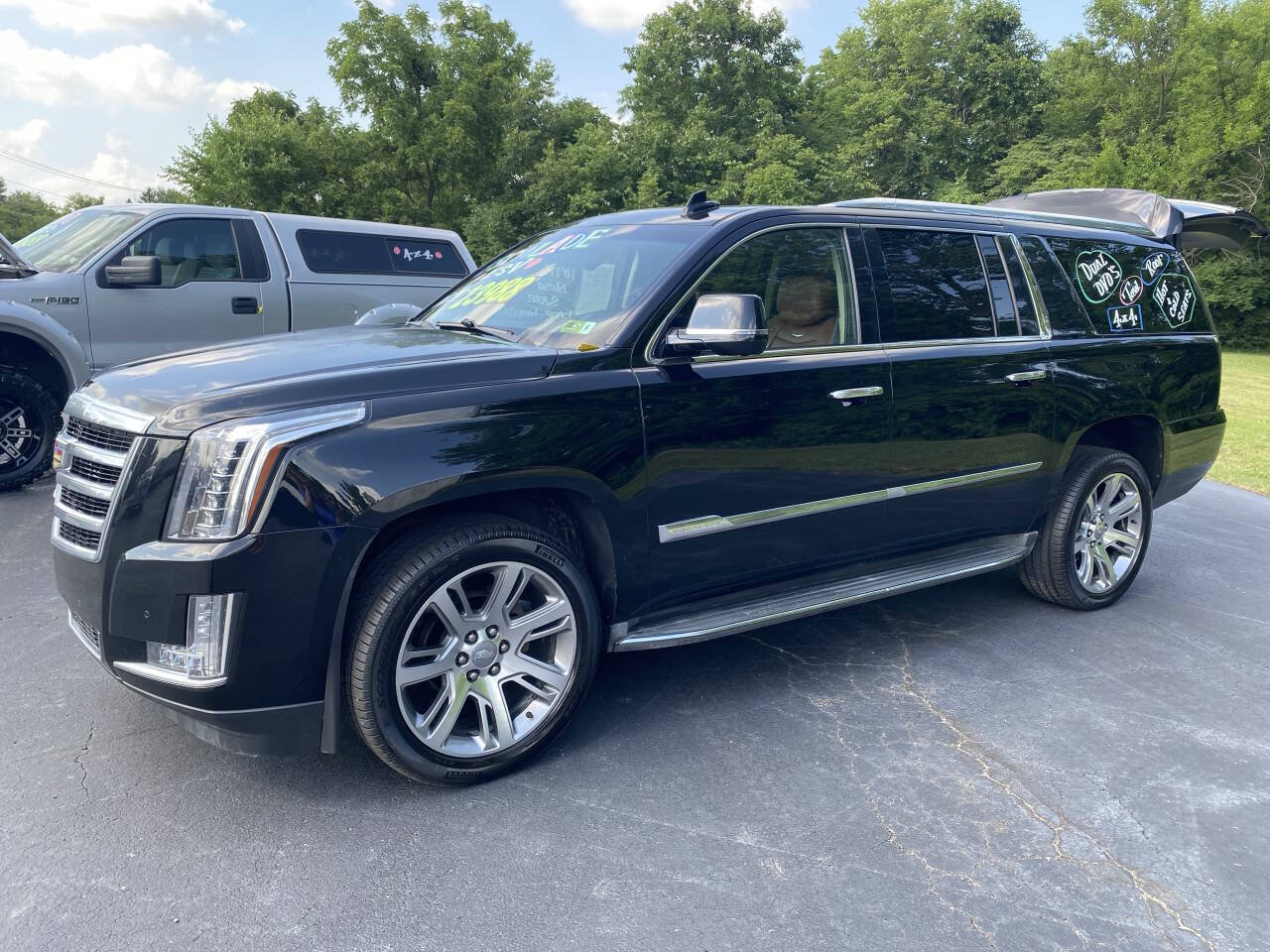 Used 2015 Cadillac Escalade ESV Premium AWD/4WD image 1