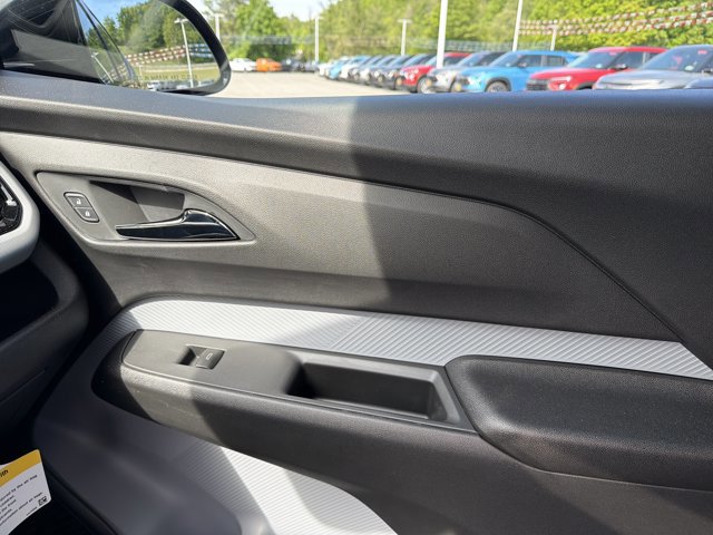 New 2027 Chevrolet Bolt RS w/ Technology Package FWD image 24