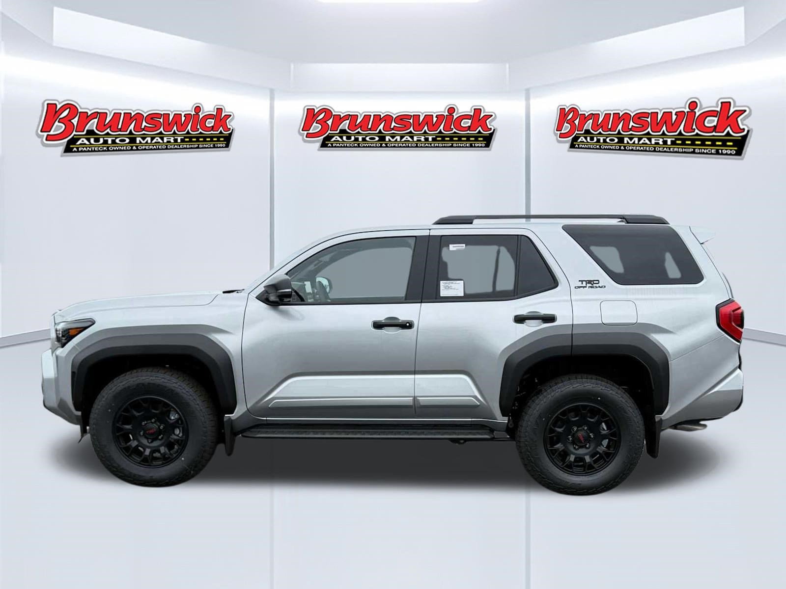 New 2026 Toyota 4Runner TRD Off-Road Premium AWD/4WD image 3