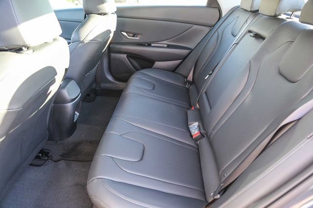 New 2026 Hyundai Elantra Limited FWD image 22