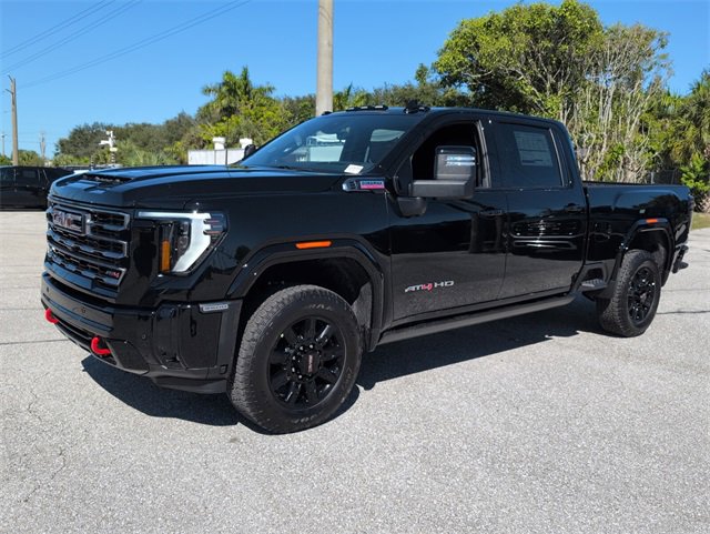 New 2026 GMC Sierra 3500 AT4 w/ AT4 Premium Plus Package image 4