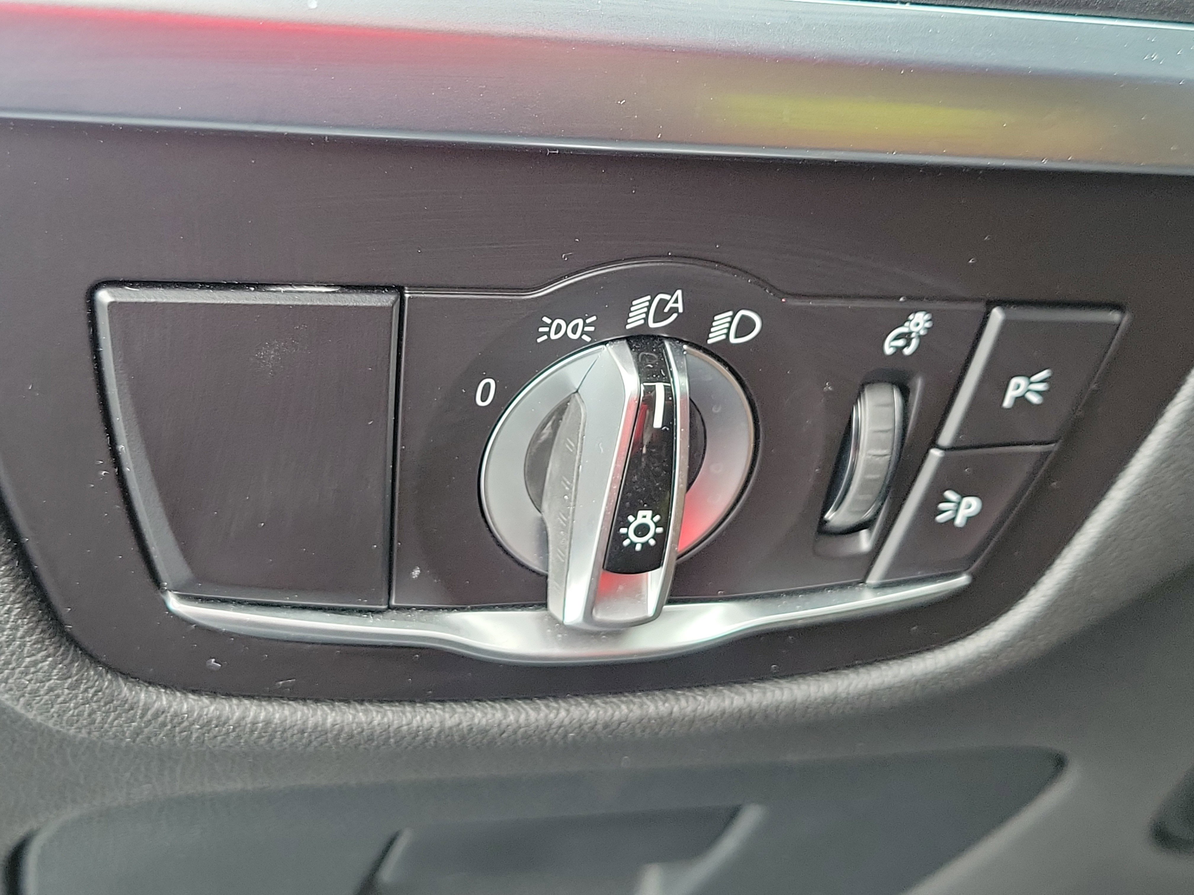 Used 2023 BMW X3 sDrive30i w/ Premium Package image 24