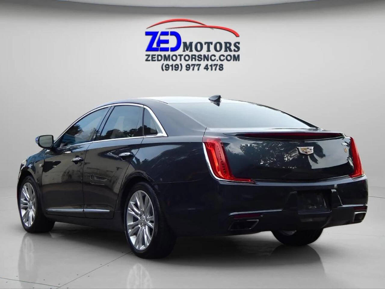 Used 2019 Cadillac XTS Luxury image 7