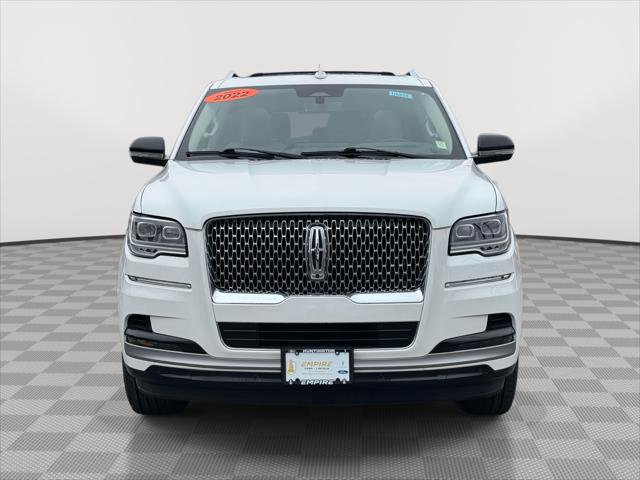 Used 2022 Lincoln Navigator L Reserve image 2