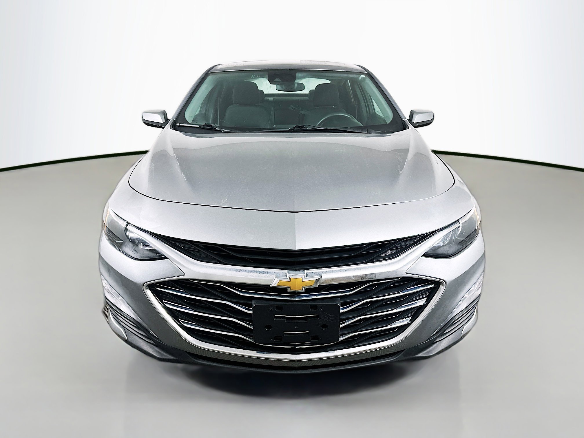 Used 2023 Chevrolet Malibu LT image 2