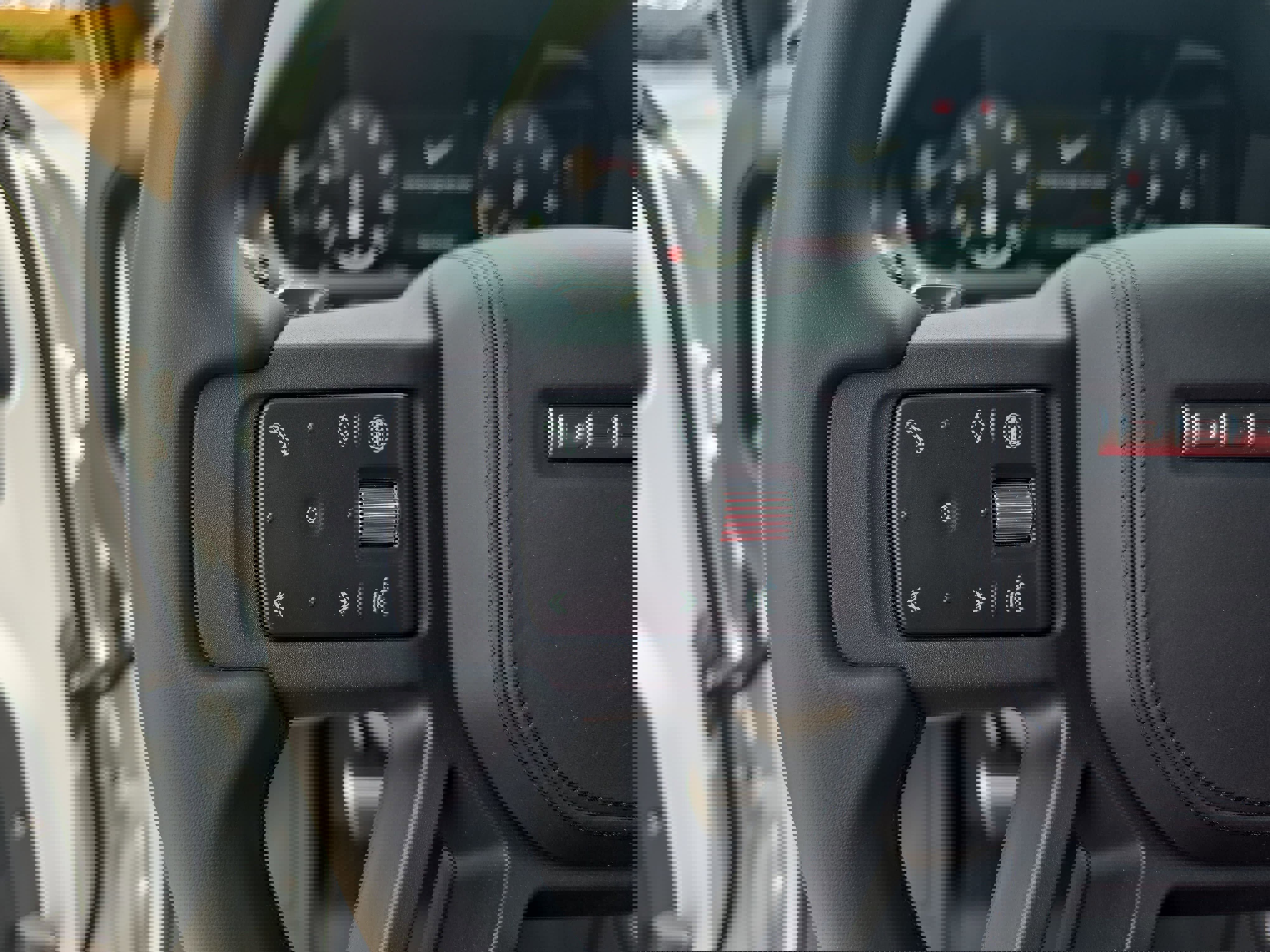 New 2025 Land Rover Defender 110 V8 image 16