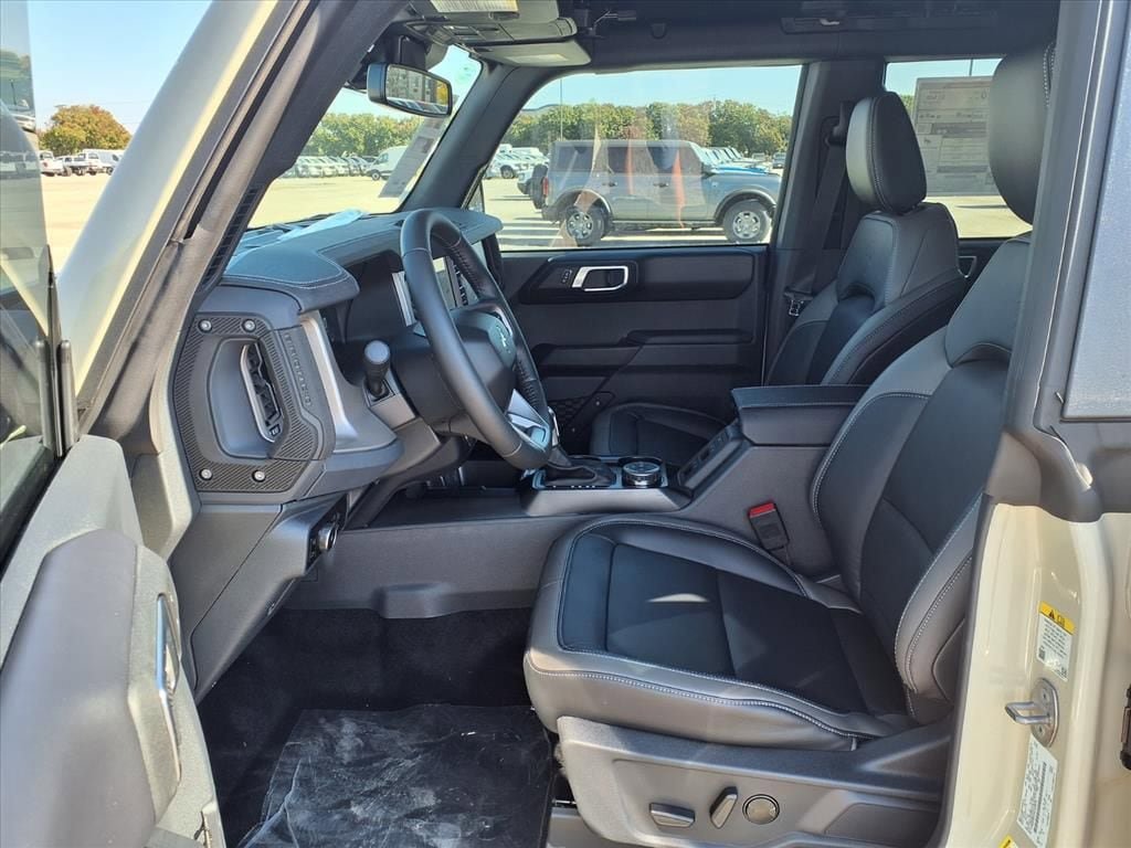 New 2025 Ford Bronco Outer Banks image 26