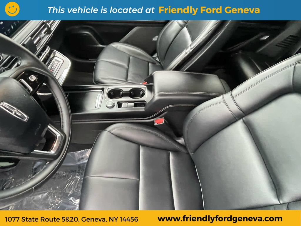 Used 2023 Lincoln Corsair AWD image 31