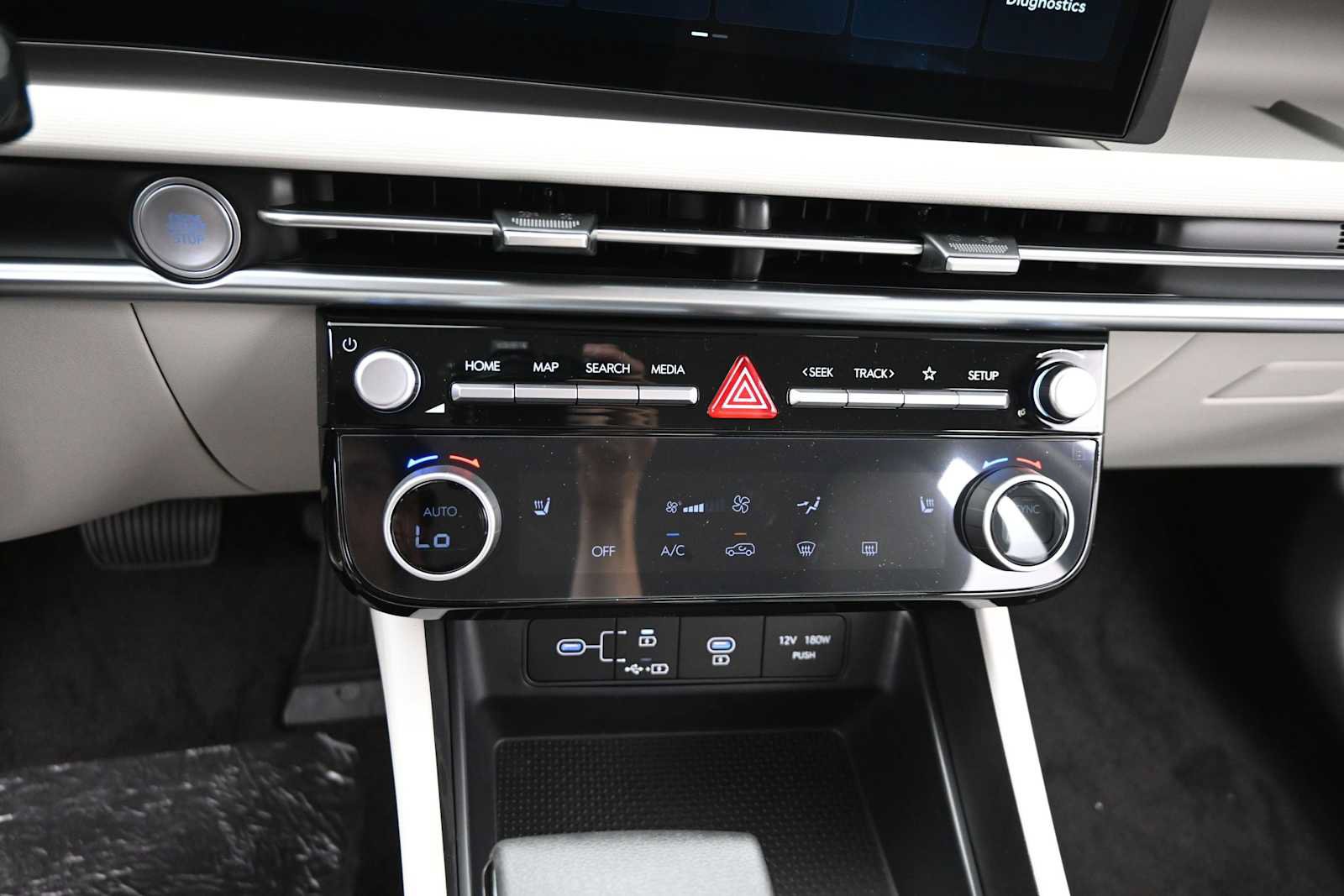 New 2026 Hyundai Tucson SEL Plus w/ Tow & Go Package AWD/4WD image 19