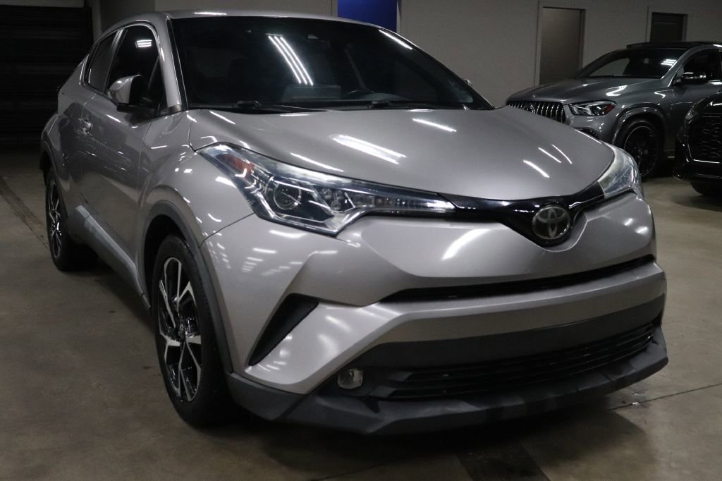 Used 2019 Toyota C-HR XLE image 7