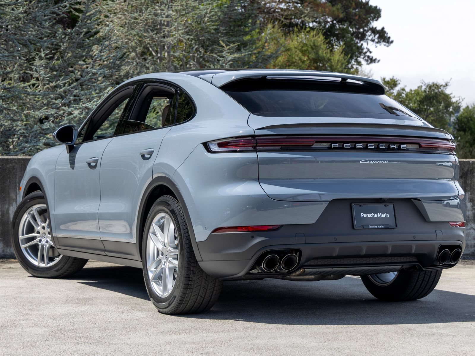 New 2026 Porsche Cayenne Coupe AWD/4WD image 3