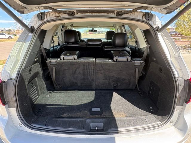 Used 2019 Nissan Pathfinder SL AWD/4WD image 28