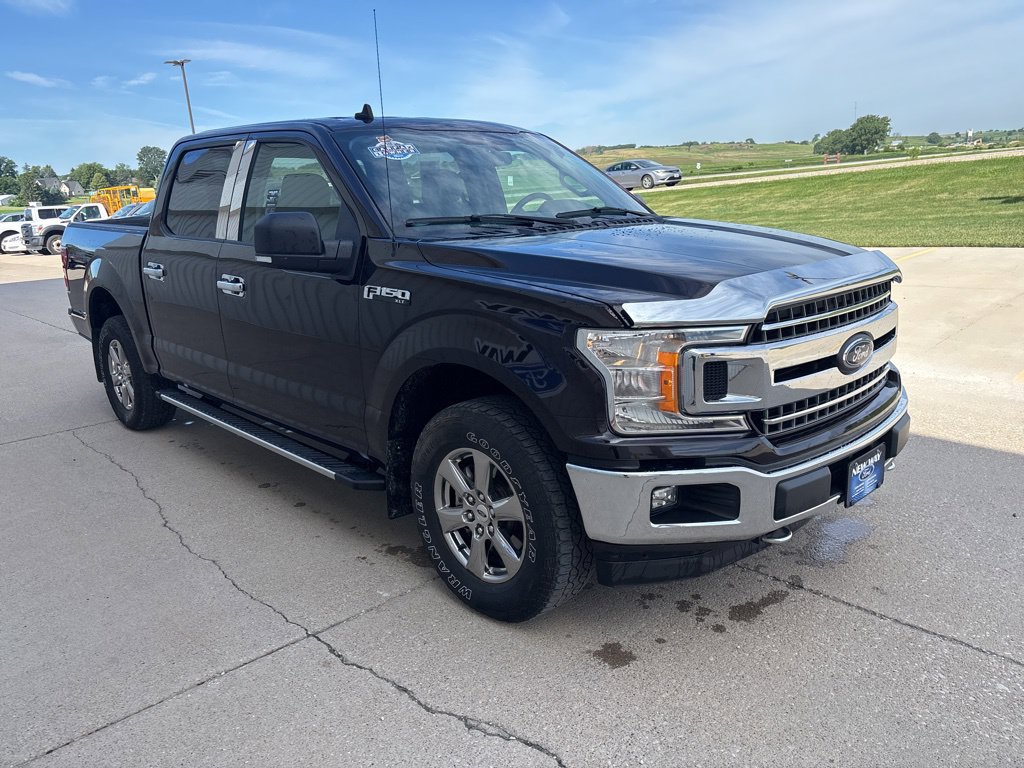 Certified 2020 Ford F150 XLT w/ Equipment Group 302A Luxury AWD/4WD image 3
