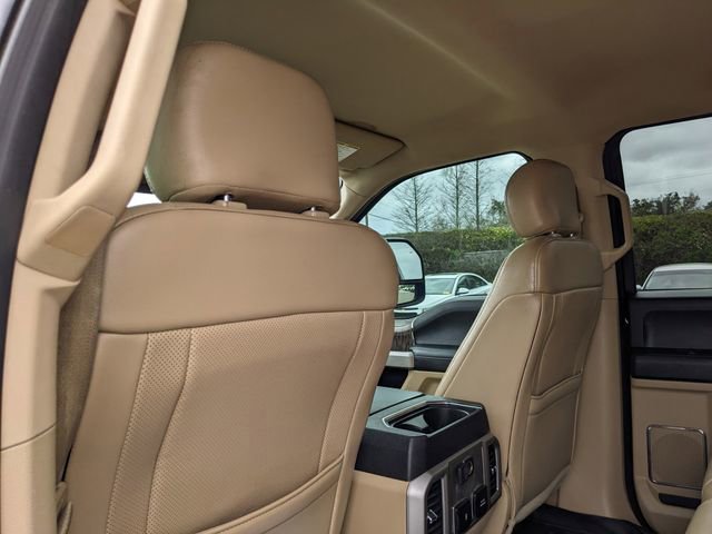 Used 2019 Ford F250 Lariat w/ Chrome Package image 19