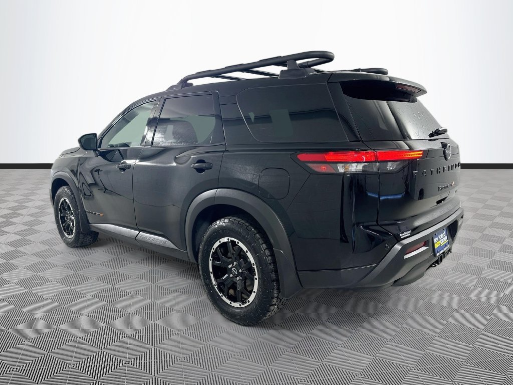 Used 2025 Nissan Pathfinder Rock Creek AWD/4WD image 8