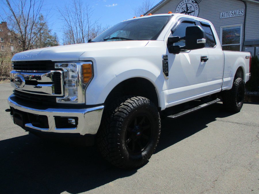 Used 2017 Ford F250 XLT w/ XLT Value Package image 10