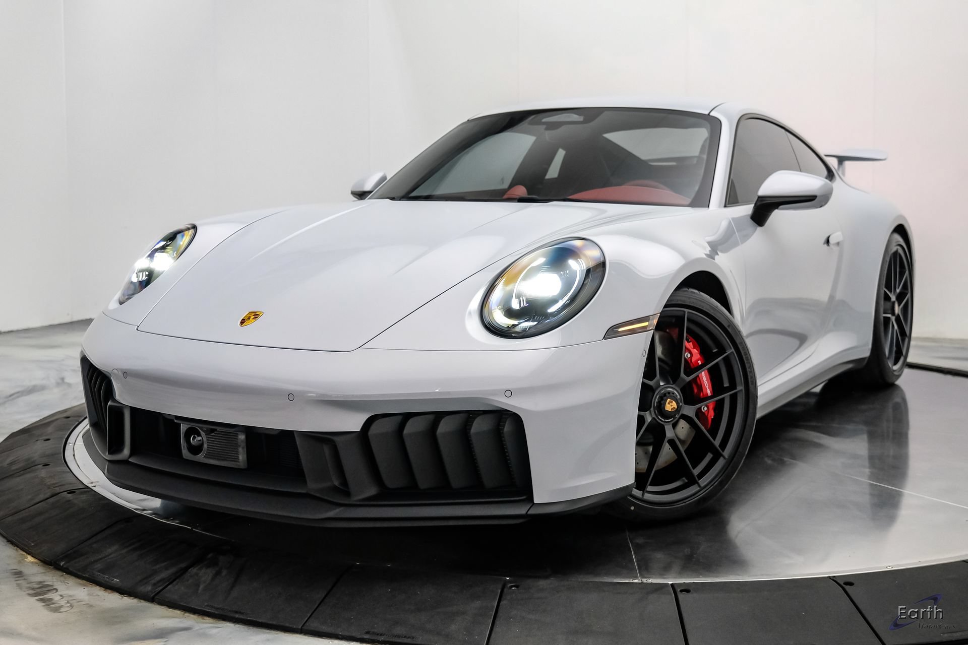 Used 2026 Porsche 911 Carrera GTS RWD image 4
