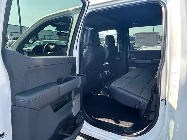 New 2025 Ford F150 Lariat w/ Equipment Group 501A Mid image 32