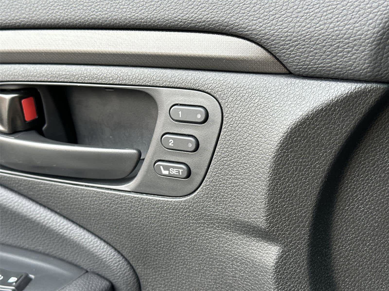 Used 2025 Honda Ridgeline TrailSport image 30
