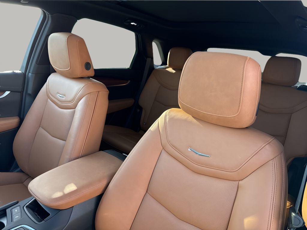 Certified 2025 Cadillac XT5 Premium Luxury w/ Technology Package image 33
