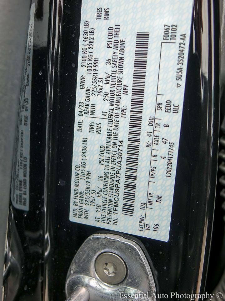 Used 2023 Ford Escape ST-Line Elite w/ Premium Technology Package AWD/4WD image 29