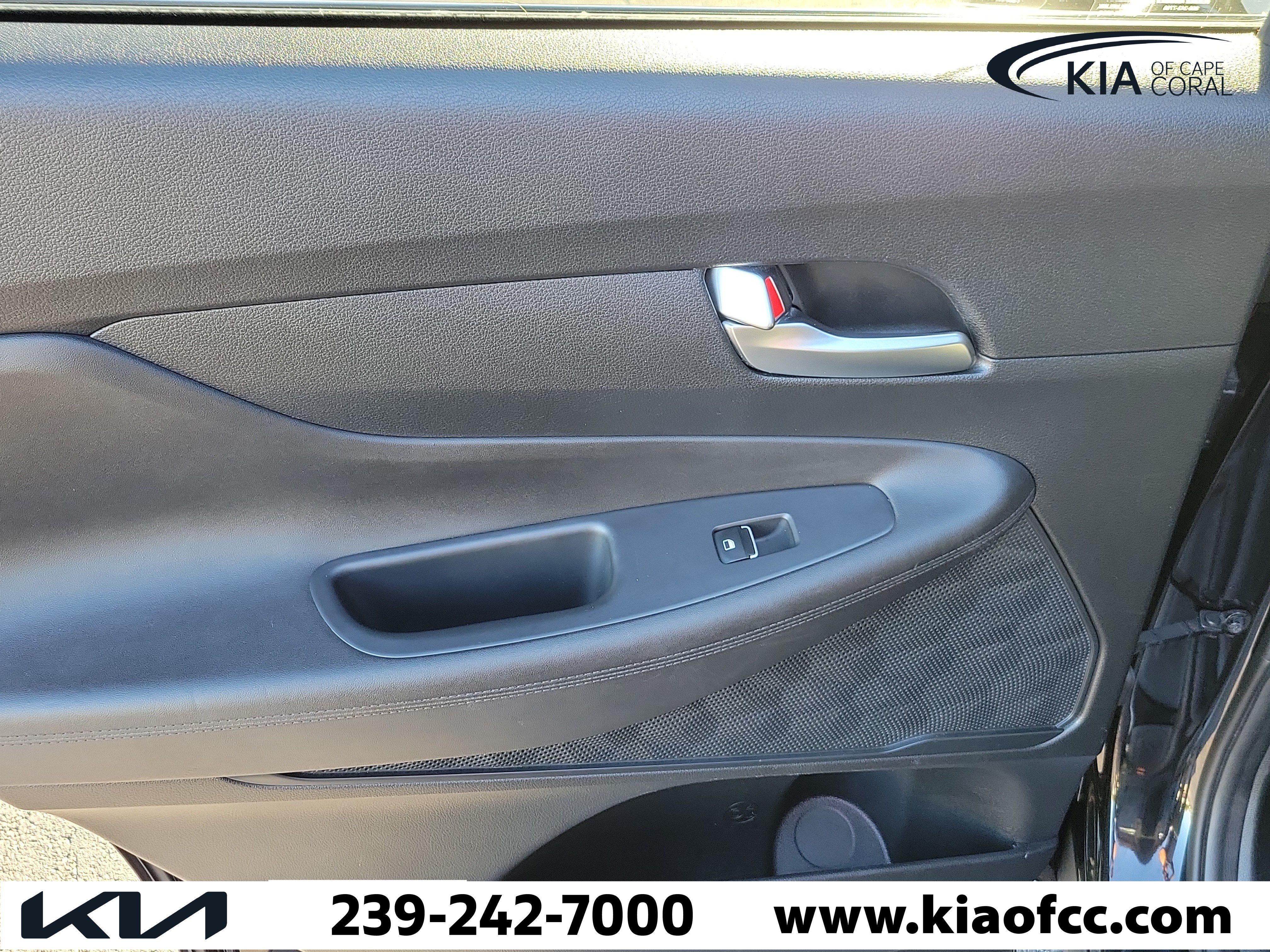Used 2023 Hyundai Santa Fe SEL FWD image 15