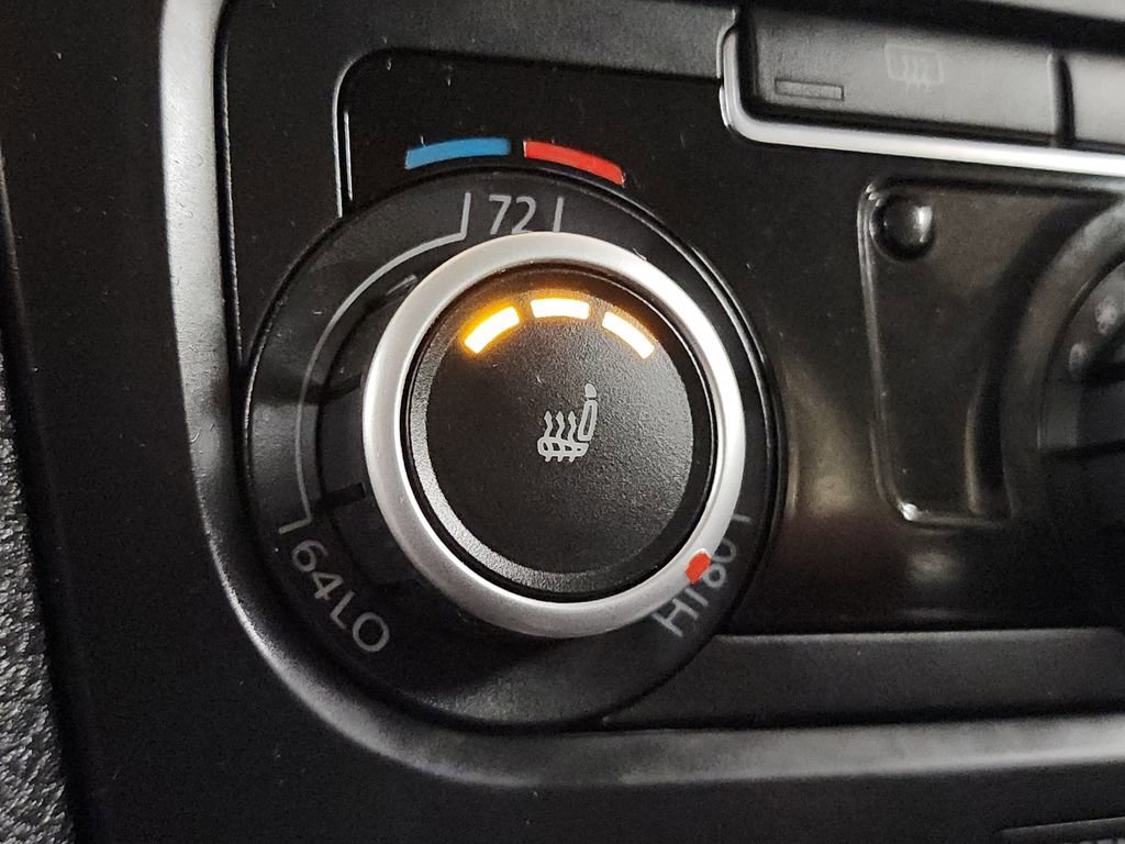 Used 2010 Volkswagen Golf 2-Door image 29