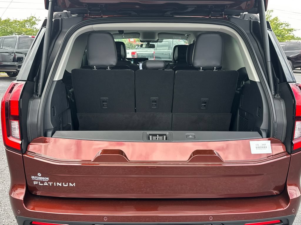 New 2027 Ford Expedition Platinum RWD image 18