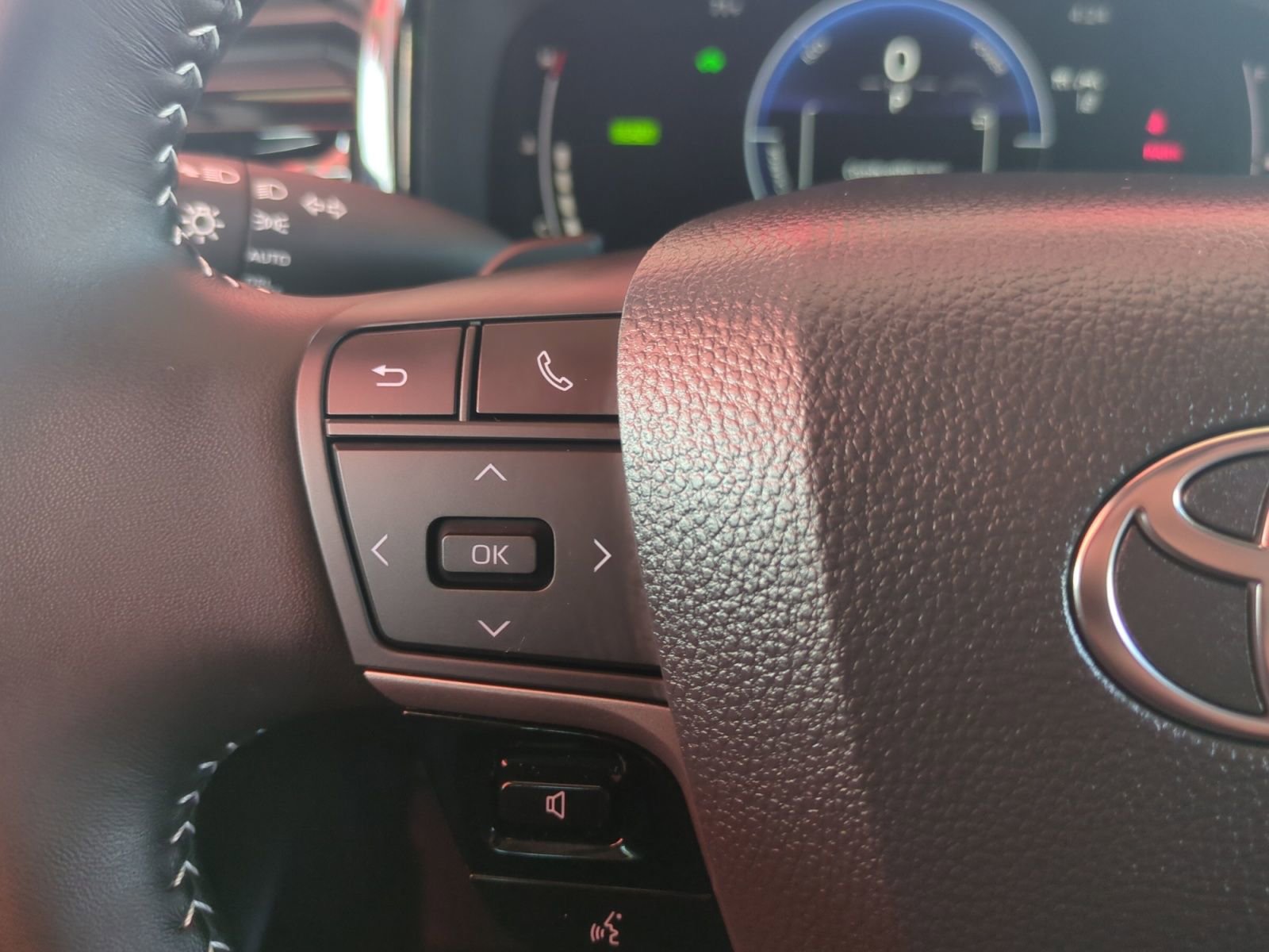 New 2026 Toyota Camry SE FWD image 22