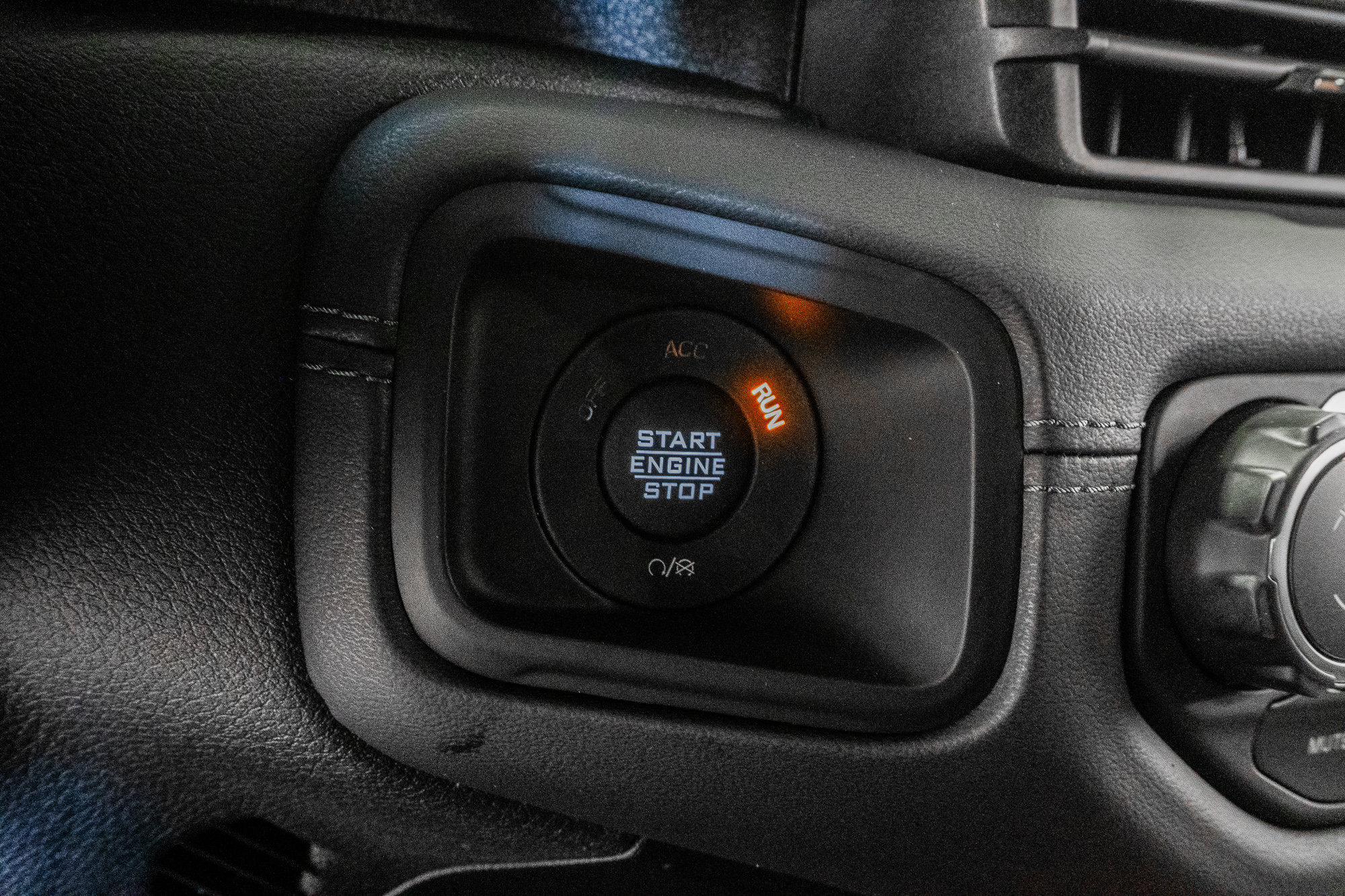 New 2027 Jeep Wrangler Unlimited Sahara AWD/4WD image 16