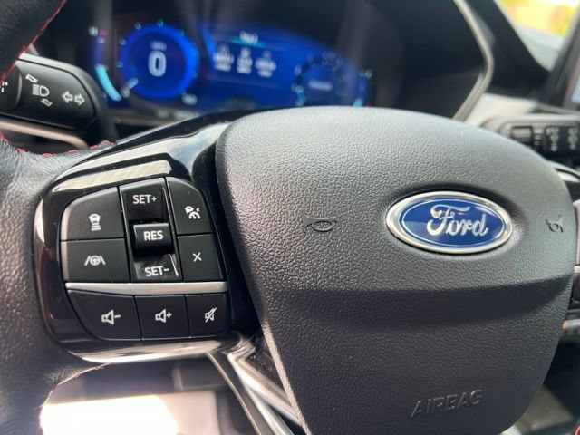 Used 2021 Ford Escape SEL w/ SEL Stealth AWD Package image 27