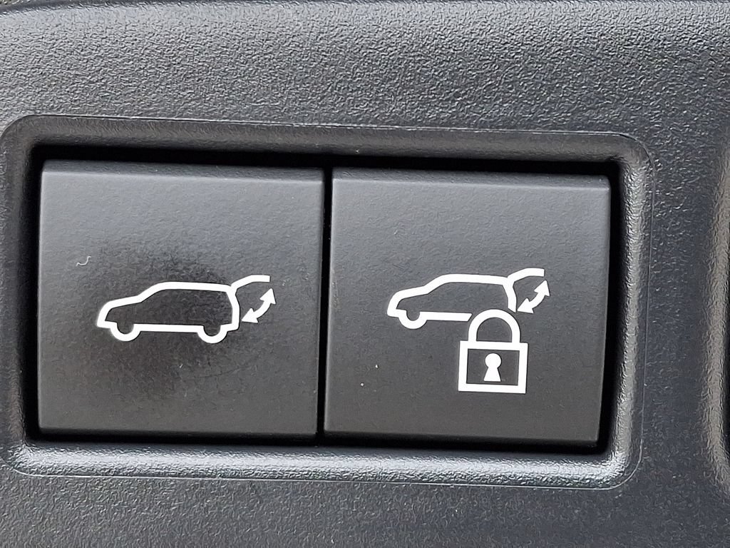 Used 2023 Lexus UX 250h AWD w/ Accessory Package (Z2) image 29