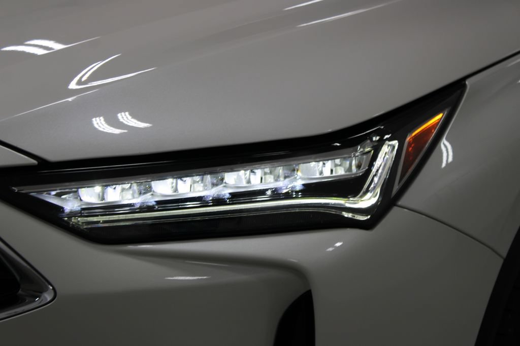 Used 2023 Acura MDX w/ Technology Package FWD image 13