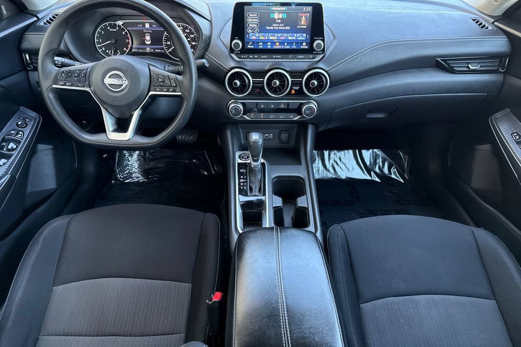Used 2024 Nissan Sentra SV FWD image 14