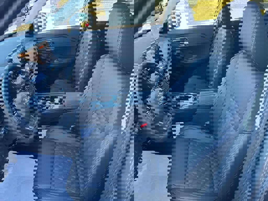 New 2026 Nissan Rogue Platinum image 10