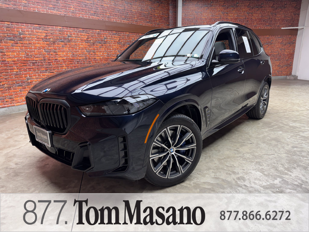 Certified 2026 BMW X5 xDrive40i w/ M Sport Package AWD/4WD image 1