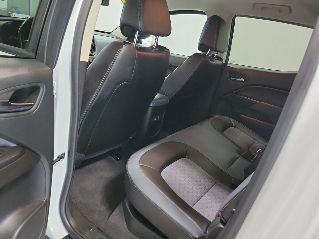 Used 2022 Chevrolet Colorado Z71 AWD/4WD image 27